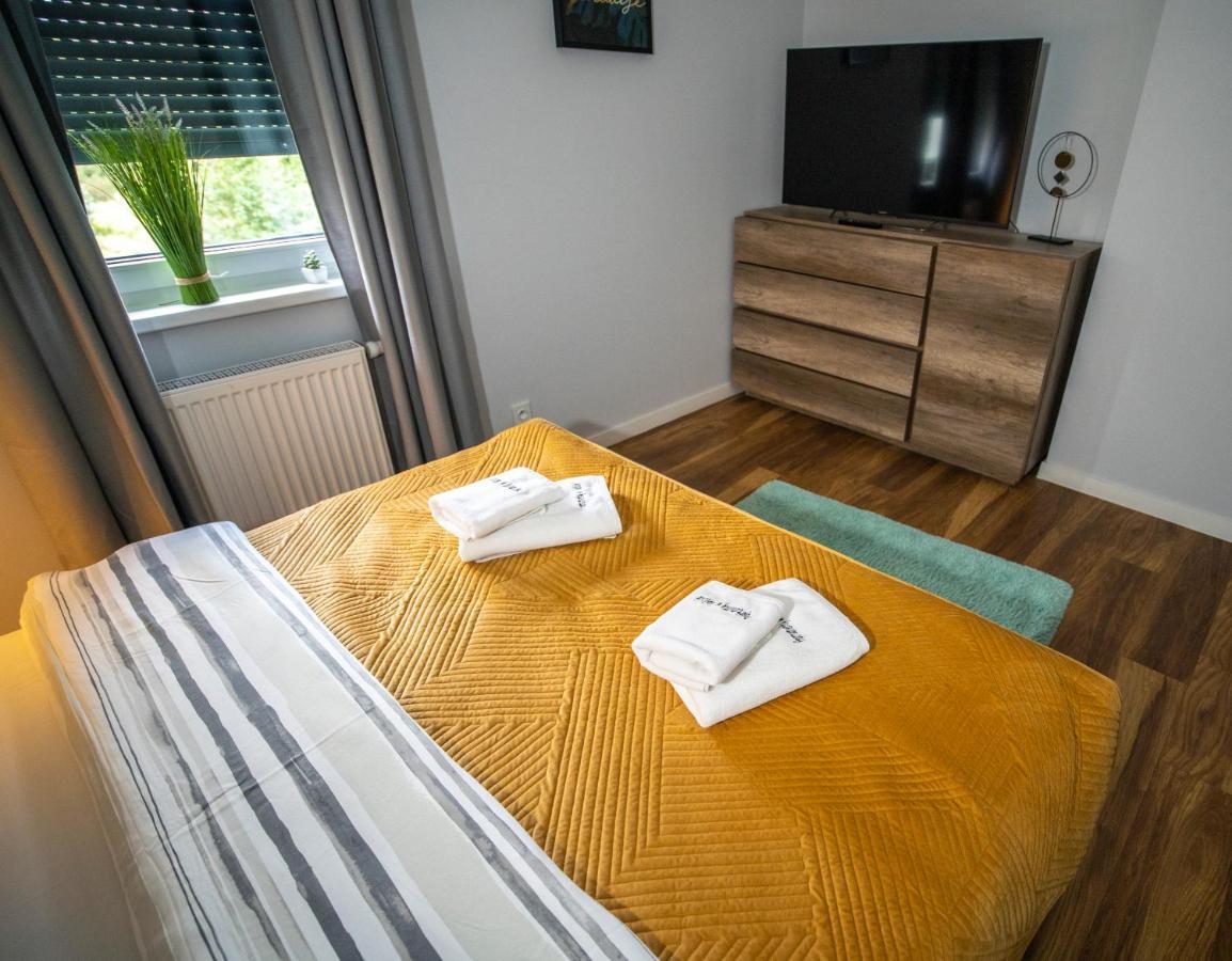 Apartament W Cieplicach Perfekt Jelenia Gora Bagian luar foto