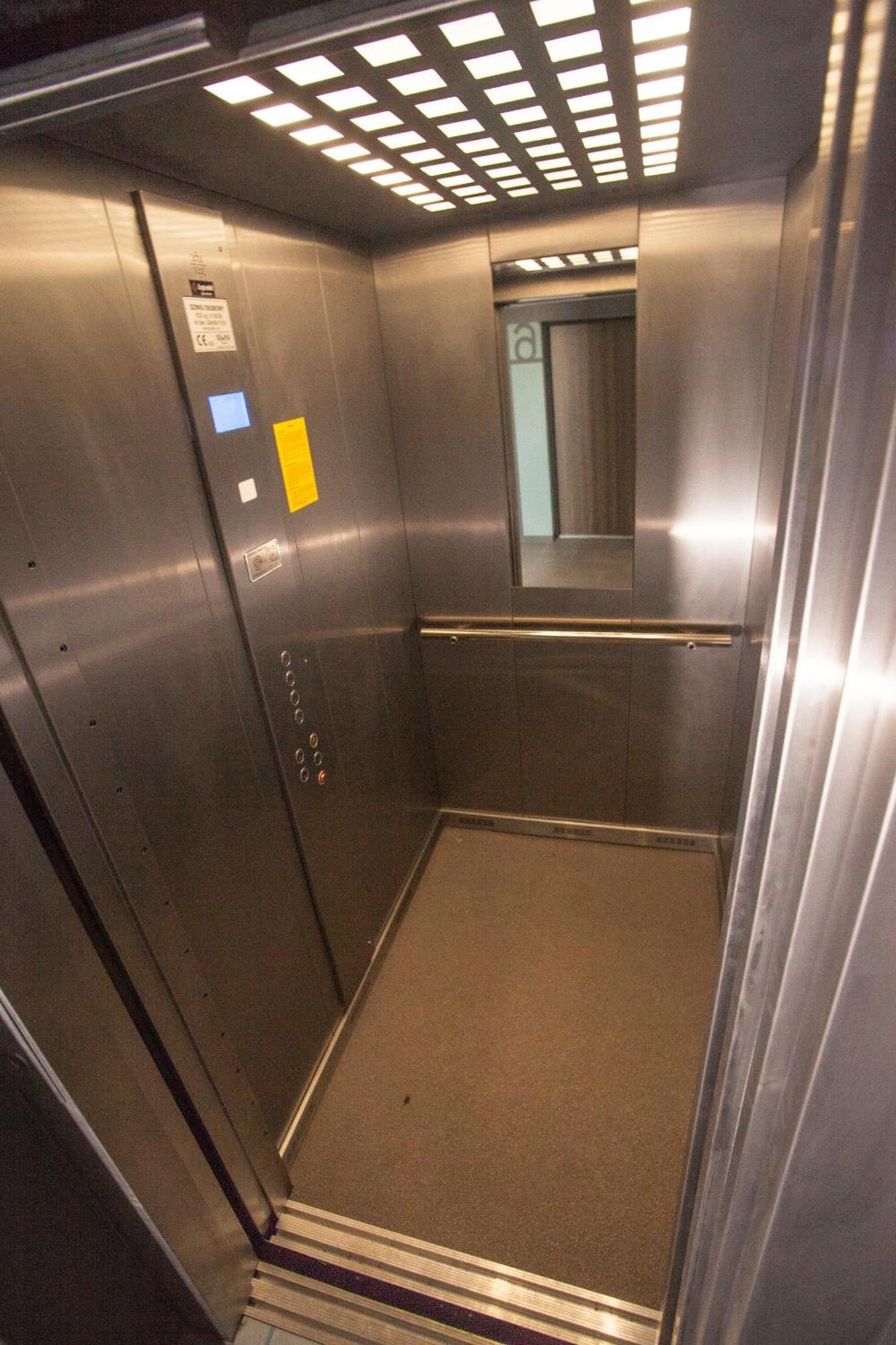 Apartament W Cieplicach Perfekt Jelenia Gora Bagian luar foto