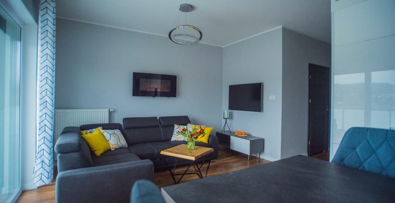 Apartament W Cieplicach Perfekt Jelenia Gora Bagian luar foto